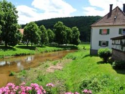 An Schondra und Saale: Urlaubsort Gräfendorf