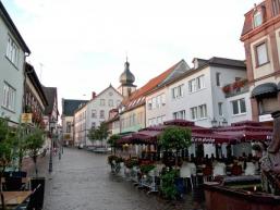 Marktplatz mit Fischerbrunnen