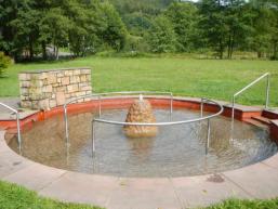 Wasser erleben auf dem Barfußpfad