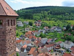 Blick vom Dicken Turm der Burg Rieneck