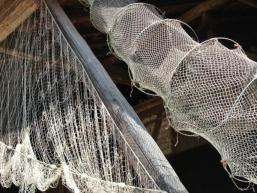 Netz und Reuse zum Fischen