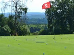 Golf: Bewegung und Sport in schöner Landschaft