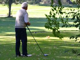 Golfspielen im Saaletal