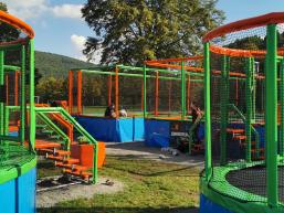 Der Sinngrund Jump in Rieneck im Spessart Riesige Outdoor Trampolinanlage