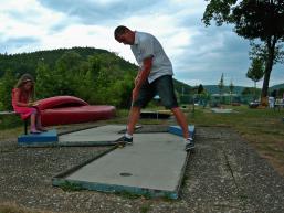 Minigolfbahnen für groß und klein