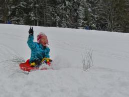 Ausflug mit Kindern in den Schnee