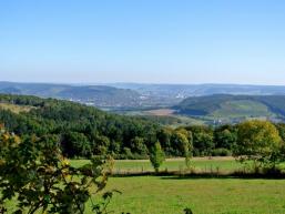 Ausblick ins ferne Saaletal