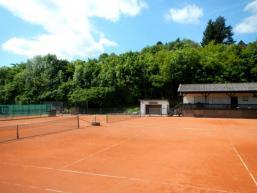 Sechs Sandplätze in Burgsinn im Spessart