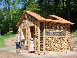 XXL Bienenhotel im Spessart