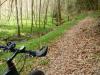 Biker auf dem Wasser- und Walderlebnispfad